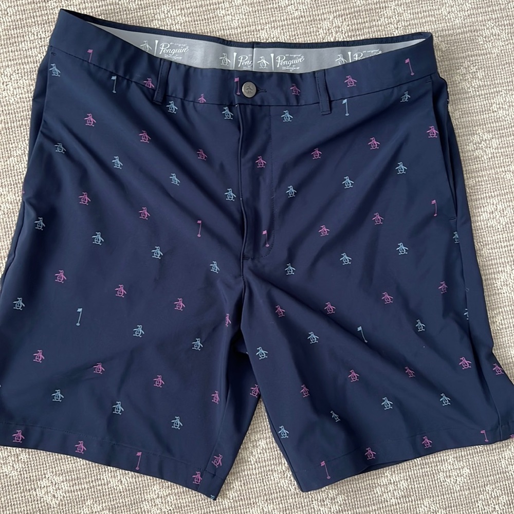 Size 36 Navy Golf Shorts with Penguin Golf Print